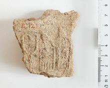 Fragment van een kruikstop, met afdruk