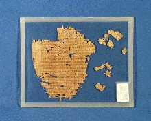 Fragmenten van twee bladen uit een codex (gebonden boek) met de Ilias van Homeros, in Grieks