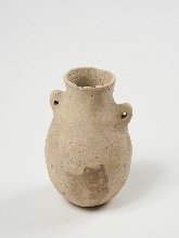 Vase à panse ovoïde avec anses