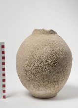 Vessel with oval body without decoration