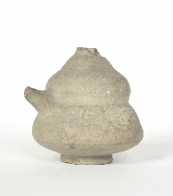 Biberon in white clay
