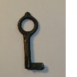 Key with round bow