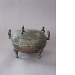 Ceremonial vessel with lid (ding 鼎)