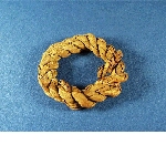 Ring in braided reed