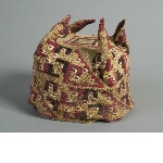Four-pointed hat
