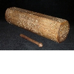 Split drum made from a hollowed tree piece (teponaztli)