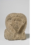 Fragment of a figurine: head of a queen